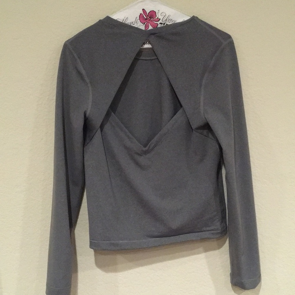Lululemon Gray Top